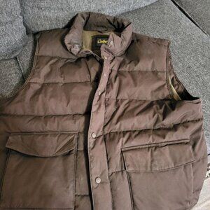 Mens Cabelas puffy vest